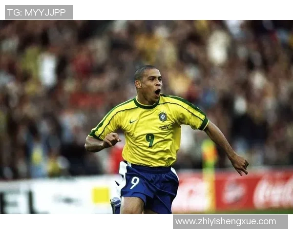 黑矮子足球明星名字汇总及其成就分析与影响力探讨