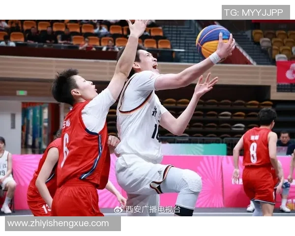 深入分析上海篮球队的阵地战战术特点与执行策略