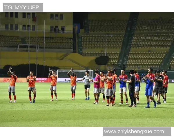 重庆篮球队与深圳篮球队赛后复盘团队协作的成功与不足分析